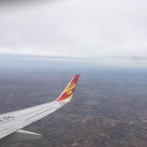 校草公交车被多人伦㢨
